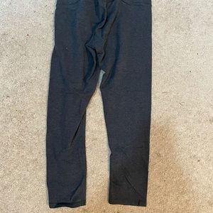 Lulu lemon dark grey Capri leggings